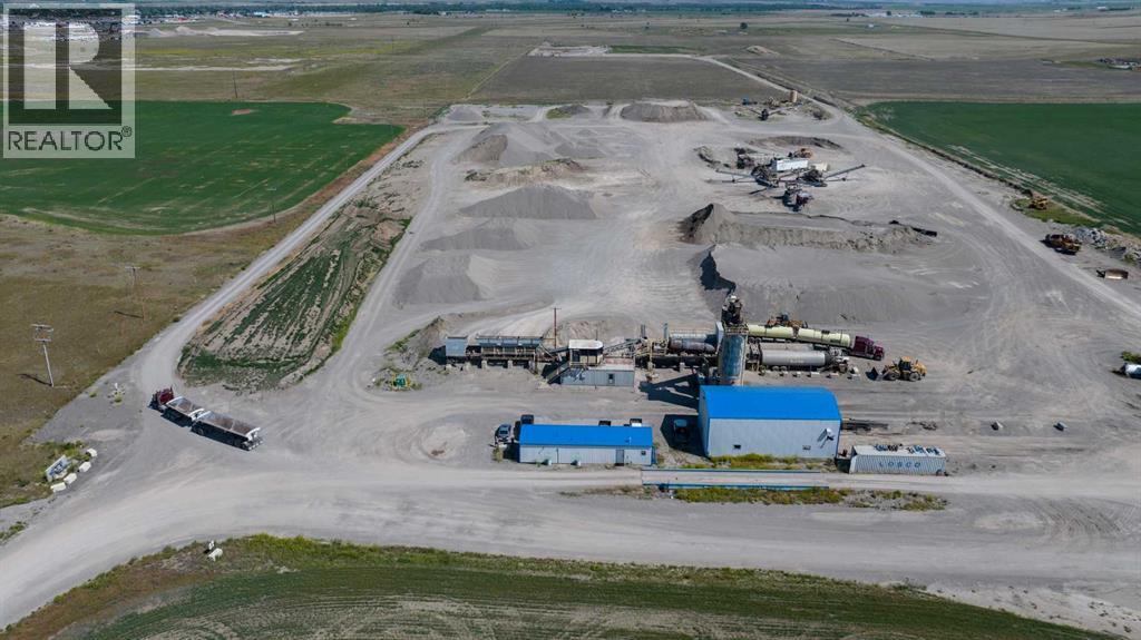 on Township Rd 90 - Photo 2 of 4, Fort Macleod, Alberta