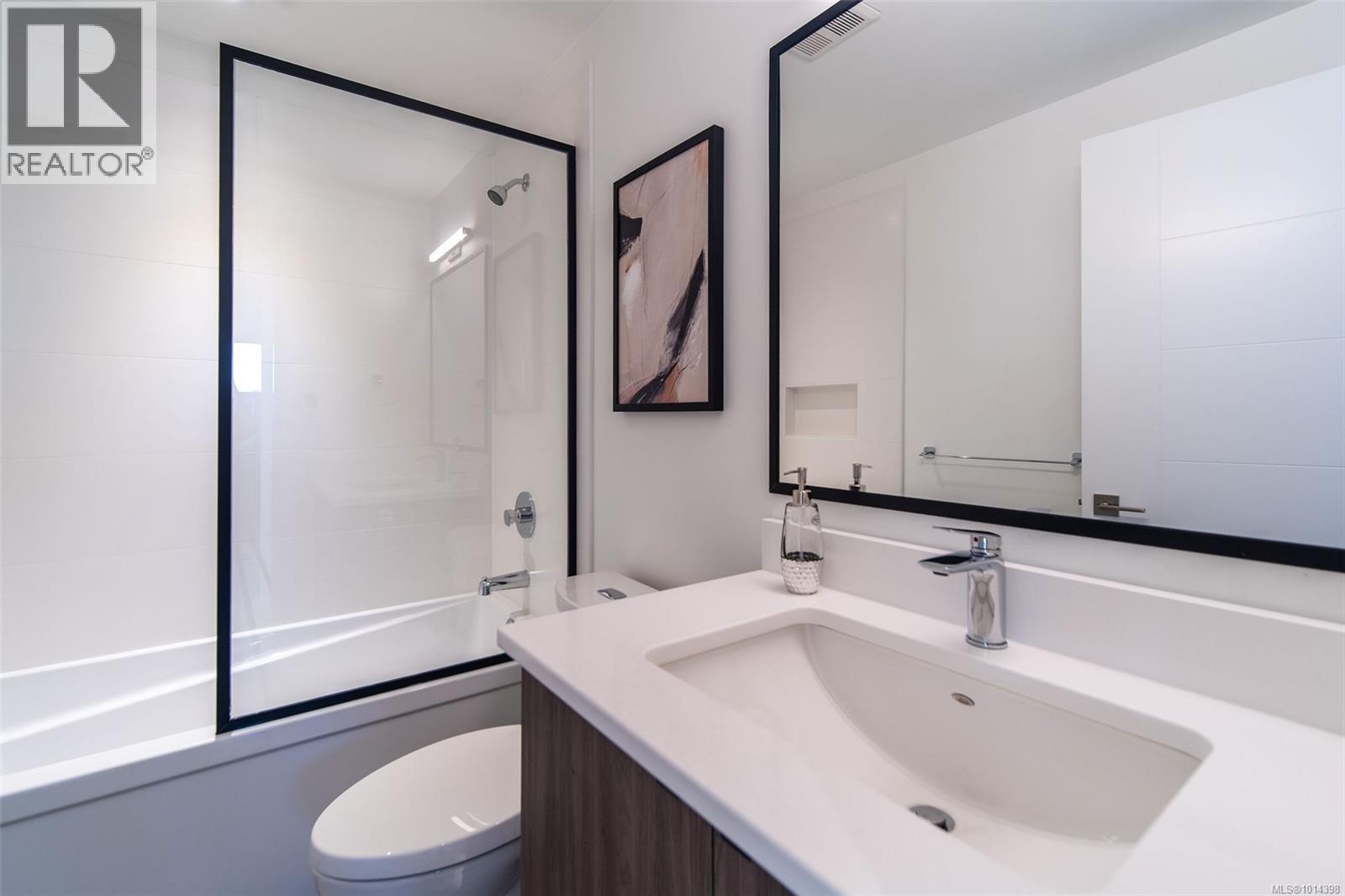 14 4253 Dieppe Rd, Saanich