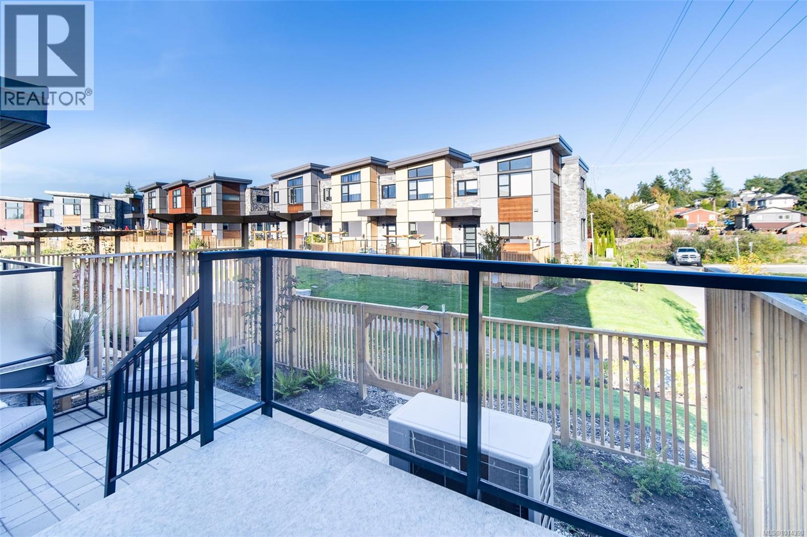 14 4253 Dieppe Rd, Saanich