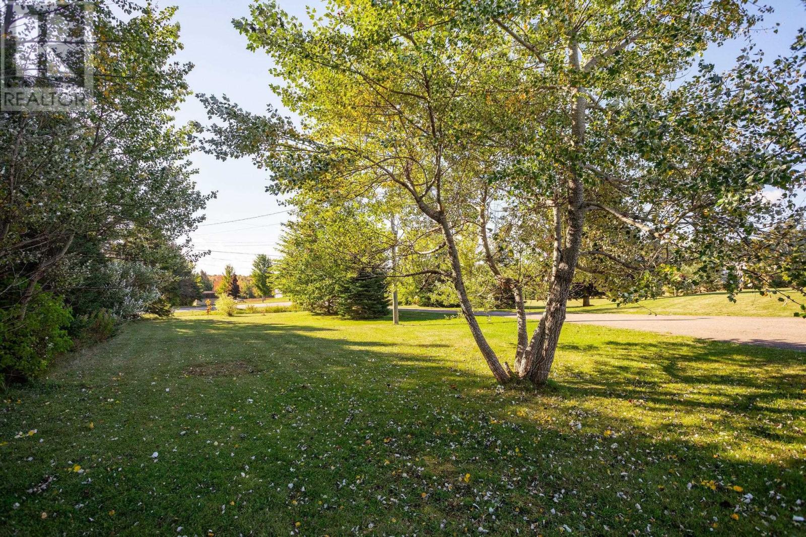 616 Valleyfield Road - 46