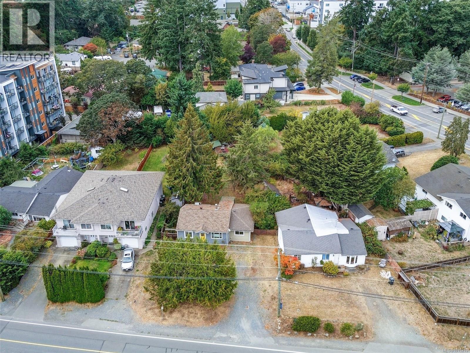 2814 Carlow Rd, Langford