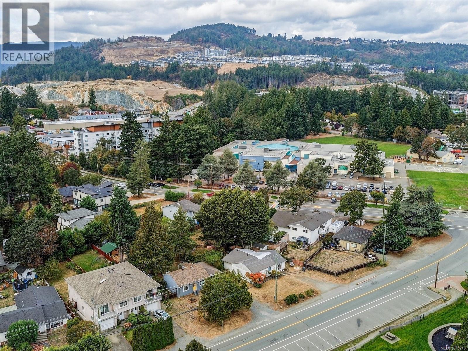 2814 Carlow Rd, Langford