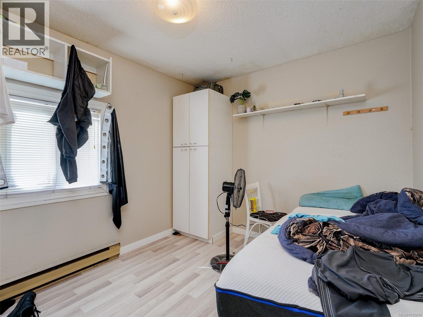 2814 Carlow Rd, Langford
