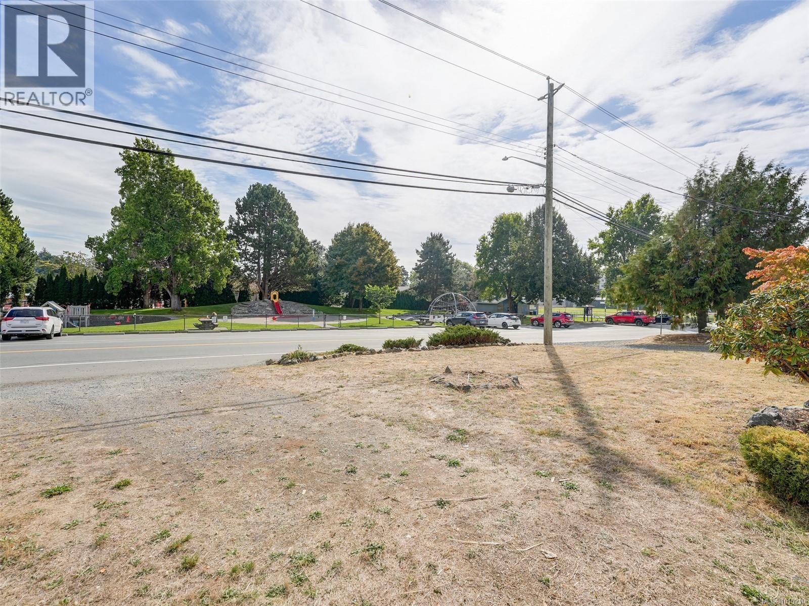 2814 Carlow Rd, Langford