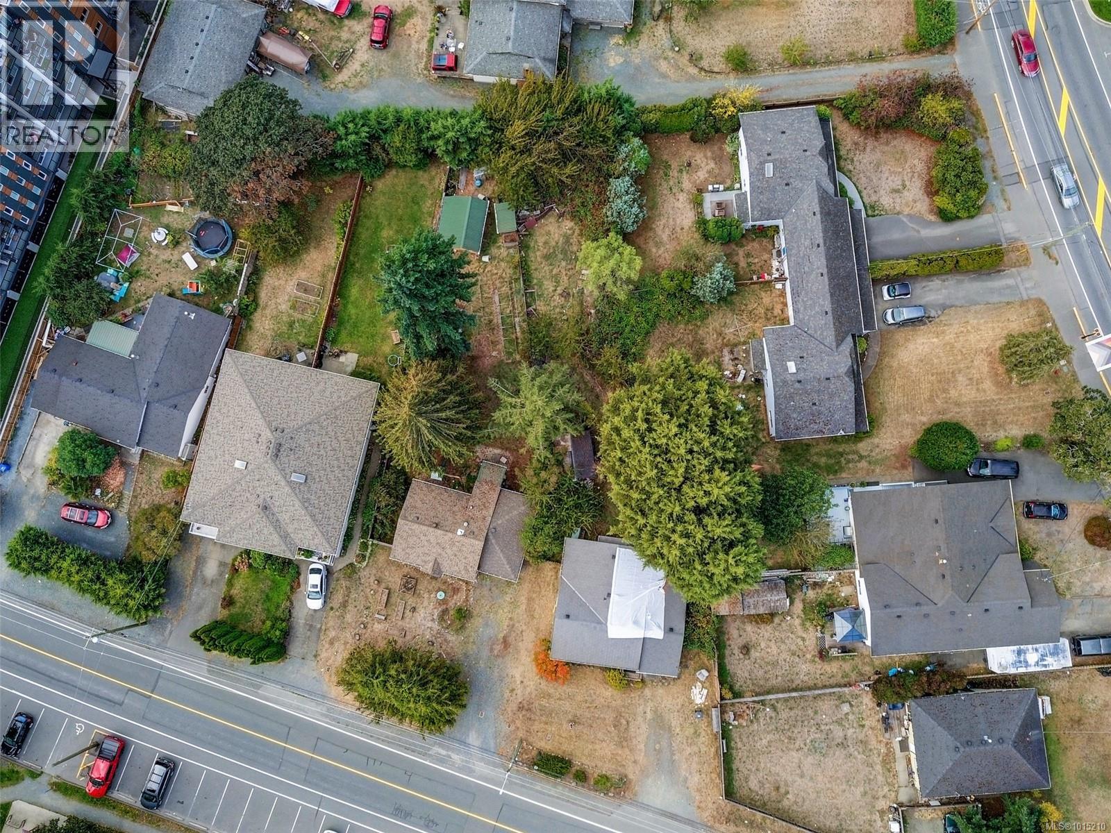 2814 Carlow Rd, Langford
