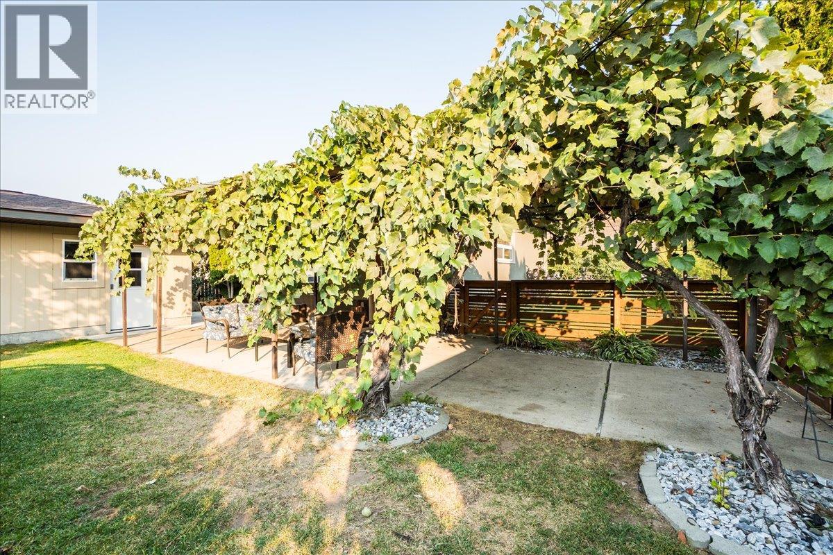 295 9th Avenue, Montrose