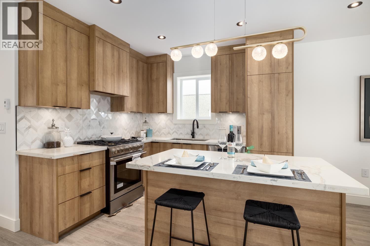 1155 RENFREW STREET, Vancouver