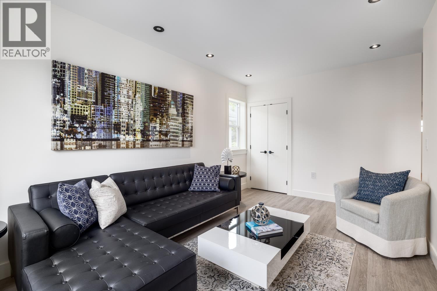 1155 RENFREW STREET, Vancouver