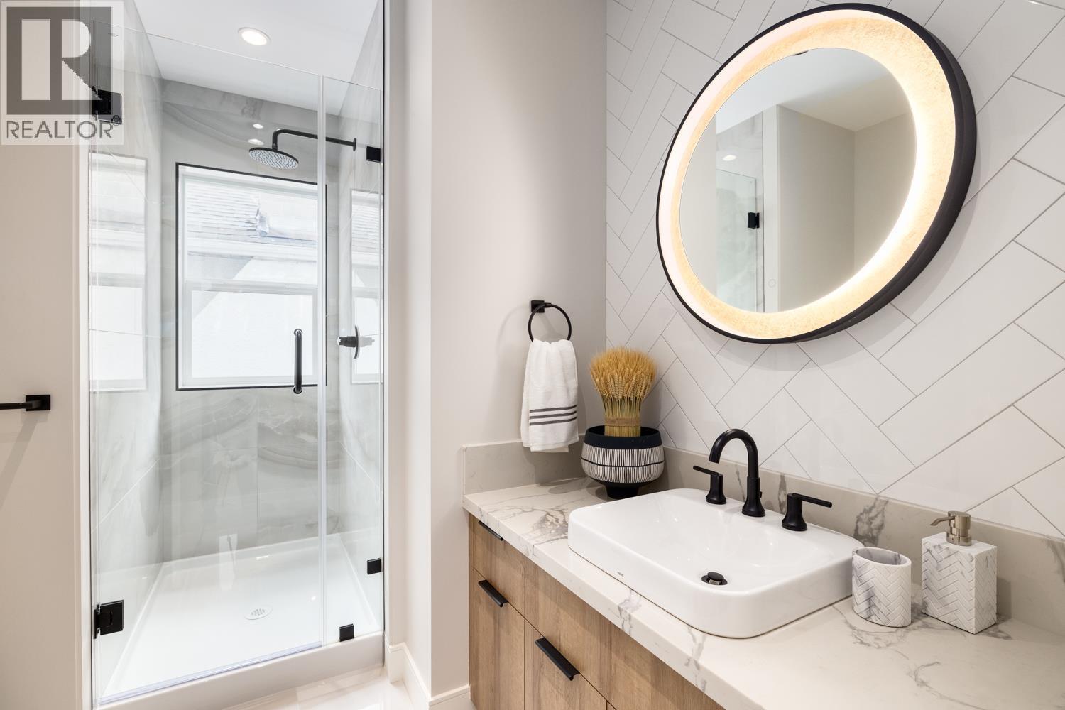 1155 RENFREW STREET, Vancouver