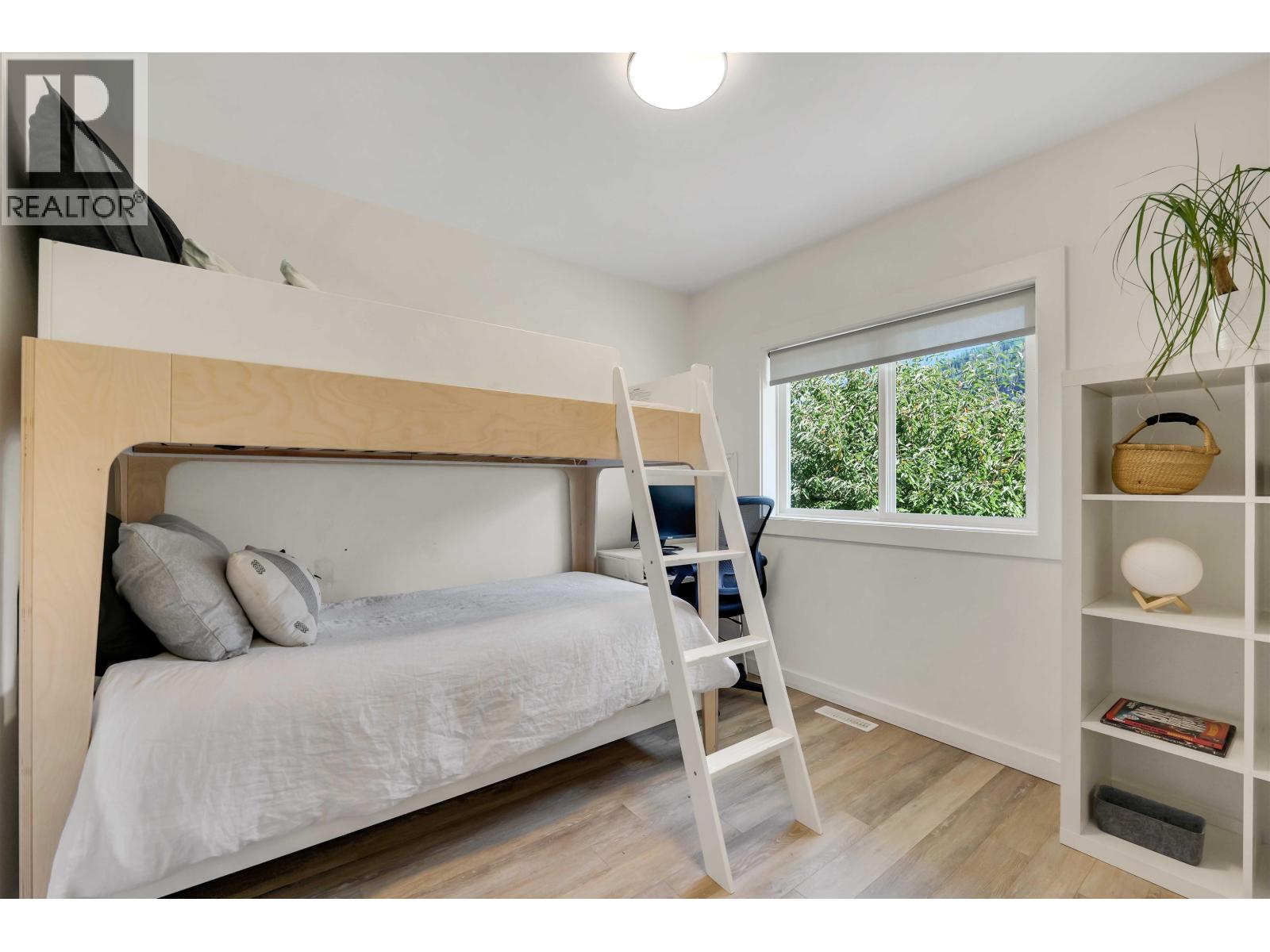 39140 CARDINAL DRIVE, Squamish