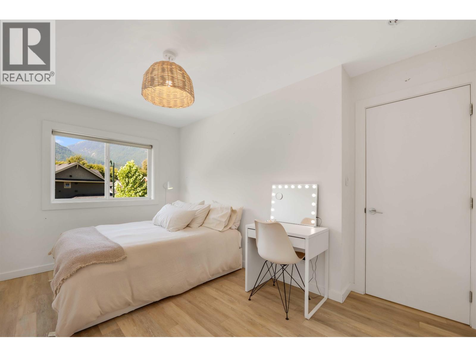 39140 CARDINAL DRIVE, Squamish