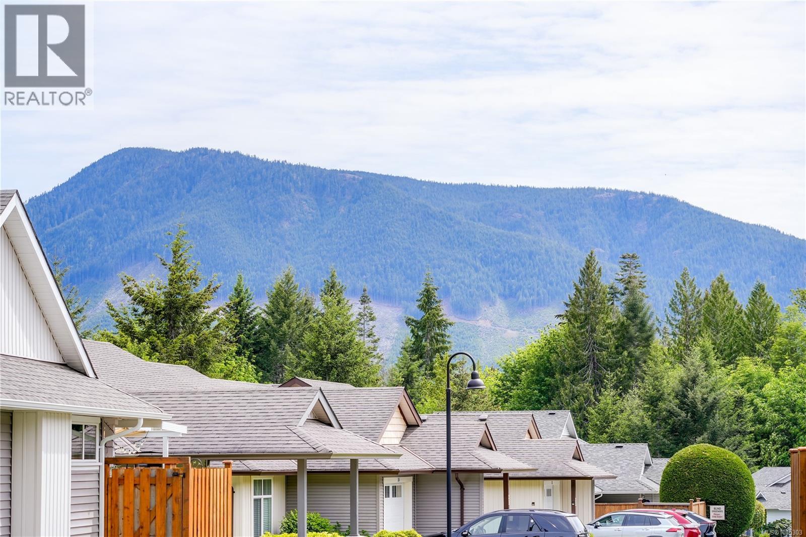 38 300 Grosskleg Way, Lake Cowichan