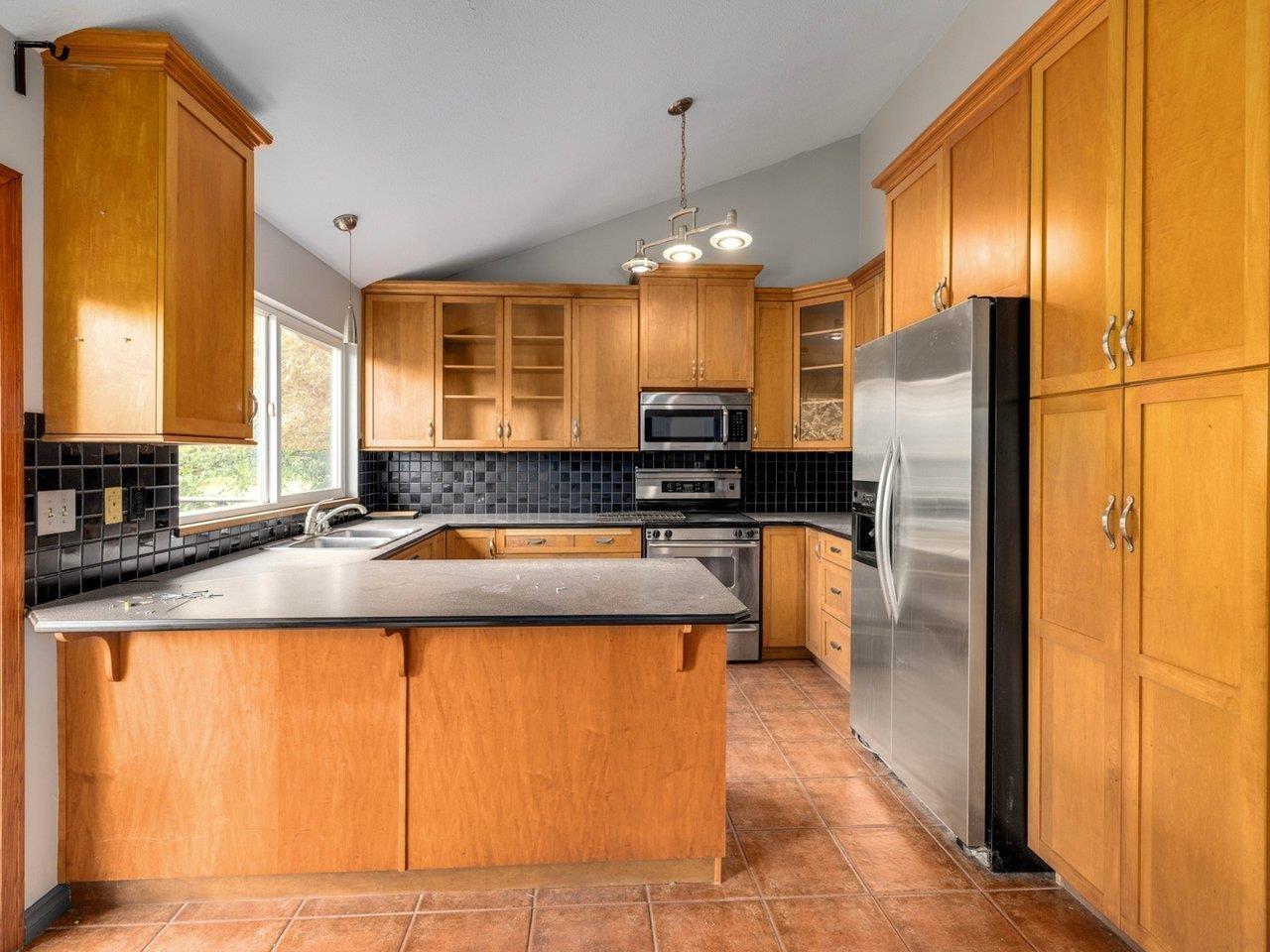 18208 21A AVENUE, Surrey
