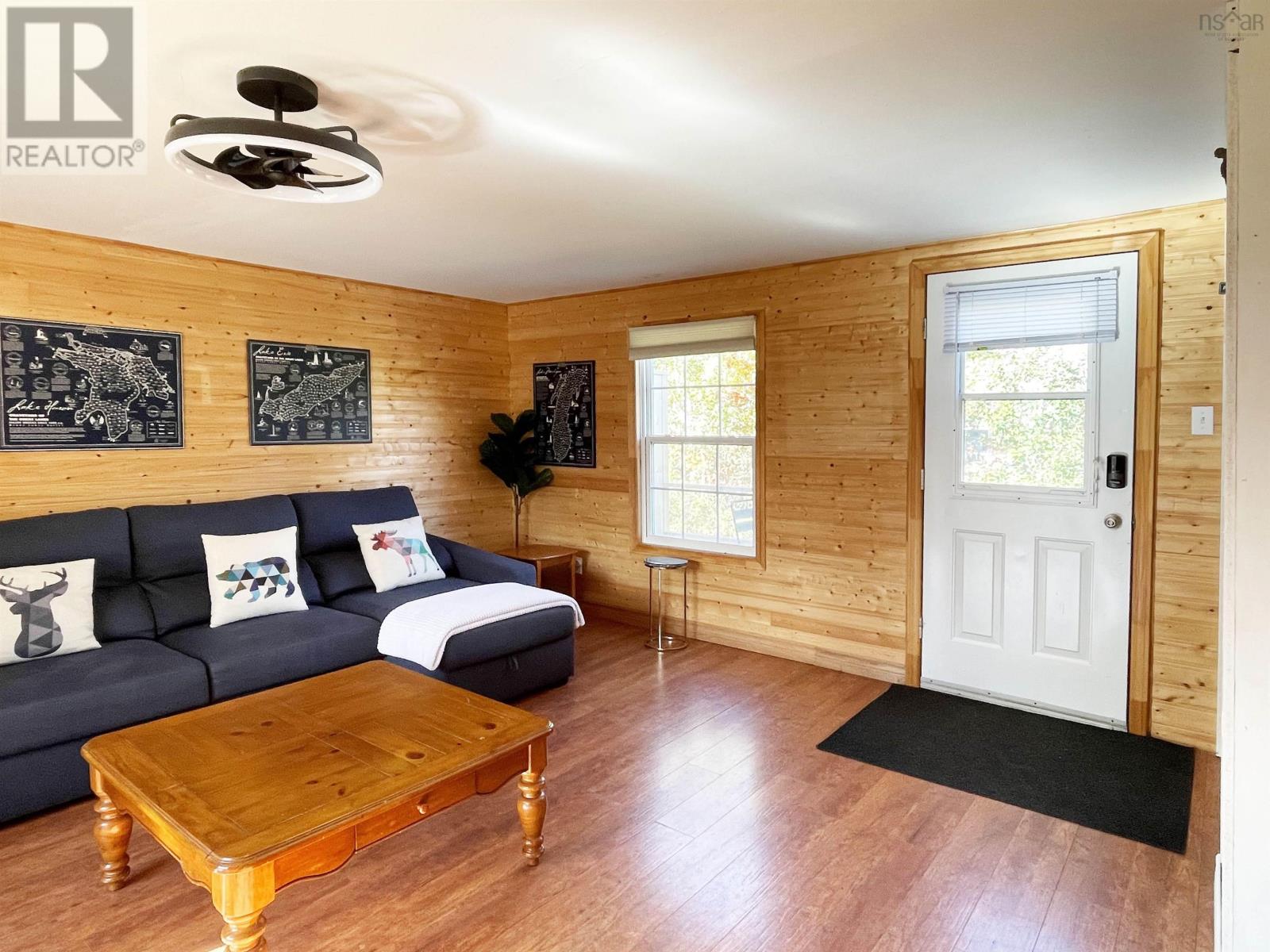 Property 20 of 30 of 40 Jacksons Point Road