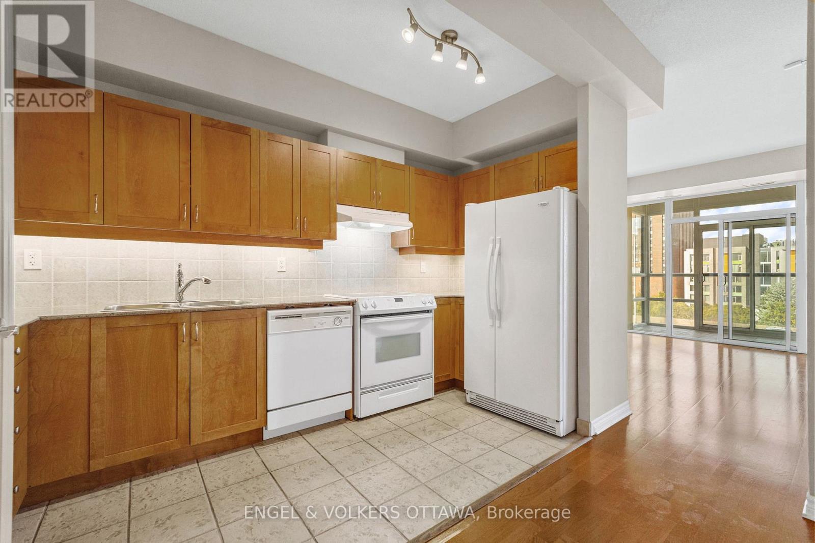 Full size appliances