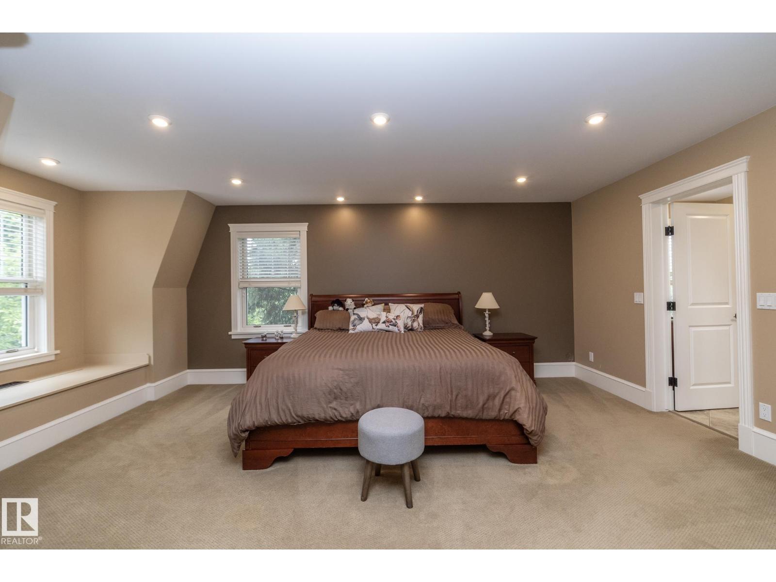 63 FAIRWAY DR NW, Edmonton