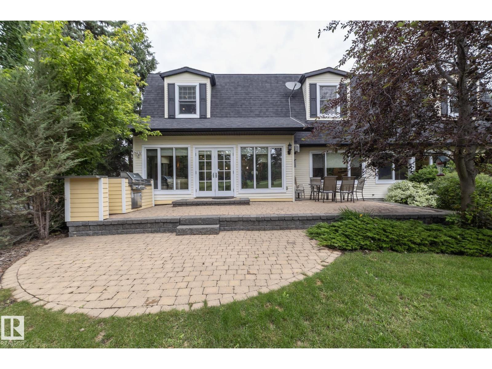 63 FAIRWAY DR NW, Edmonton