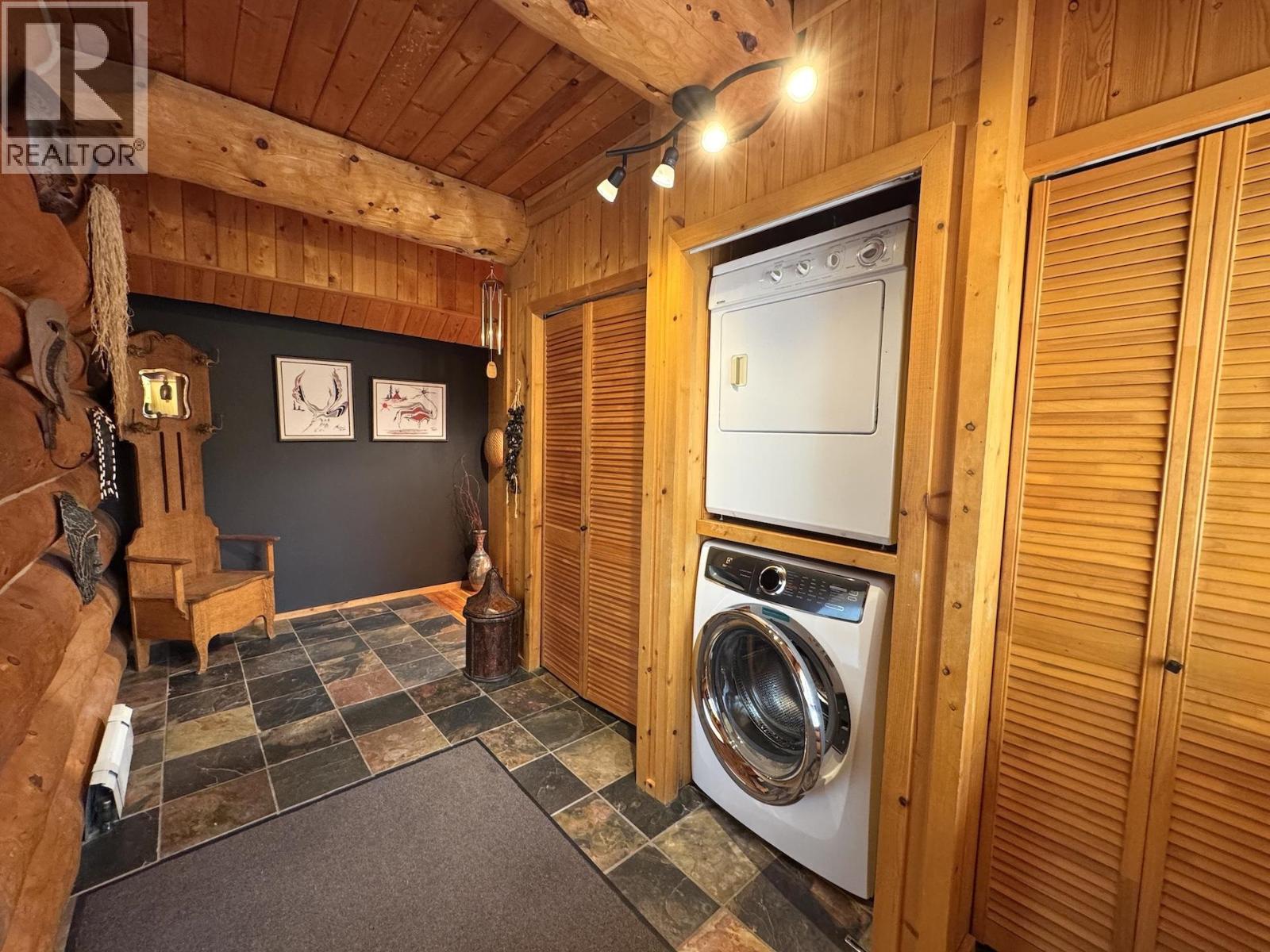 13819 GOLF COURSE ROAD, Charlie Lake