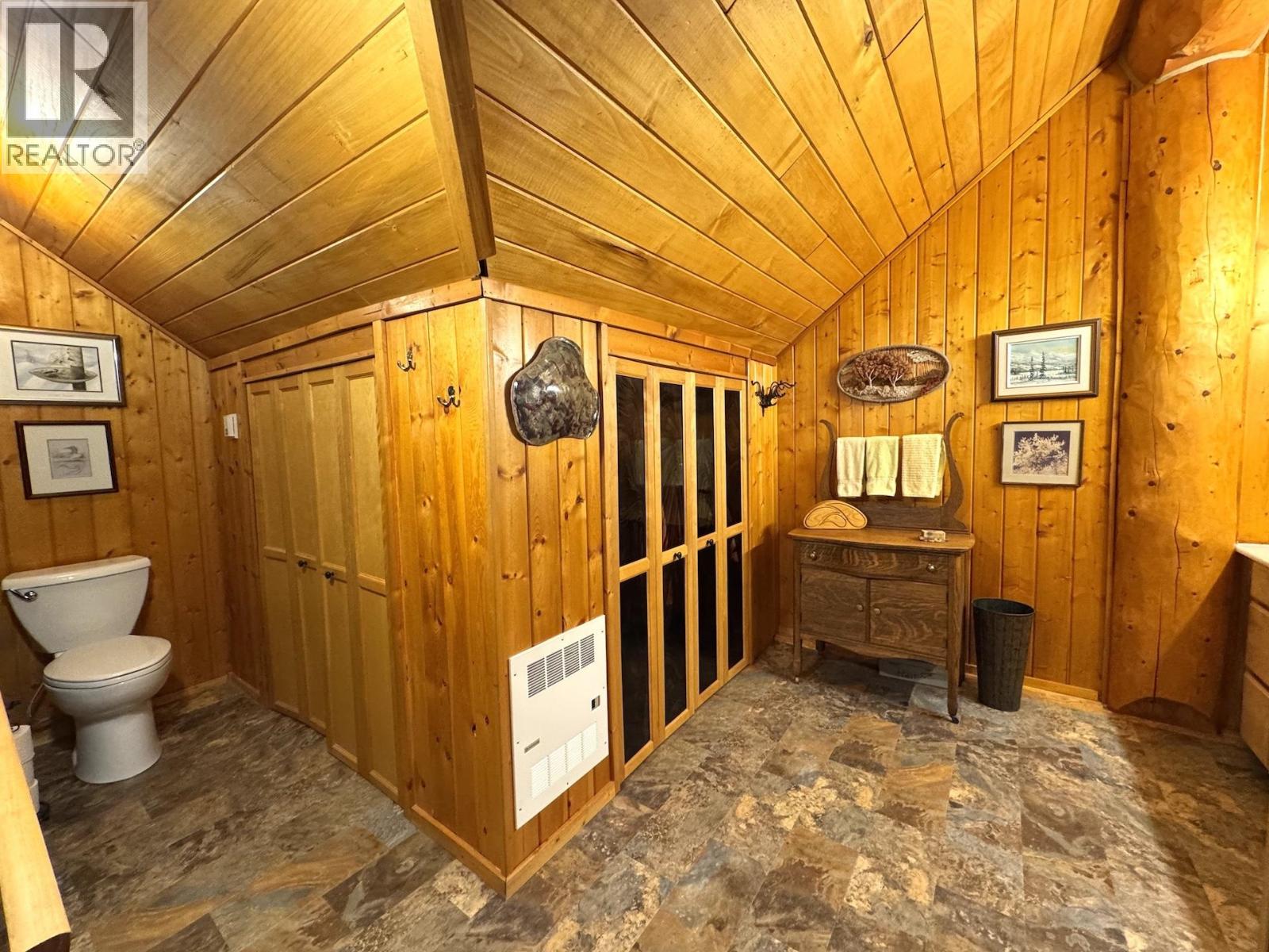 13819 GOLF COURSE ROAD, Charlie Lake