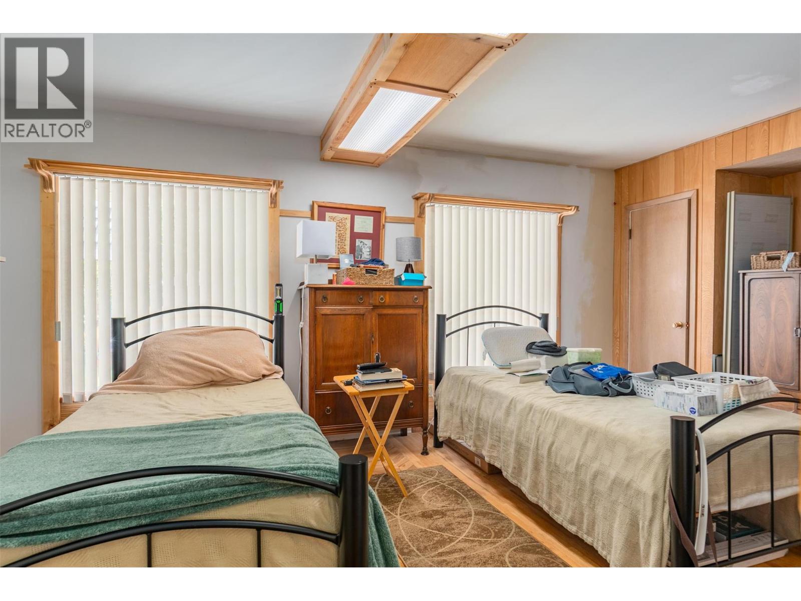2828 9th Avenue, Castlegar