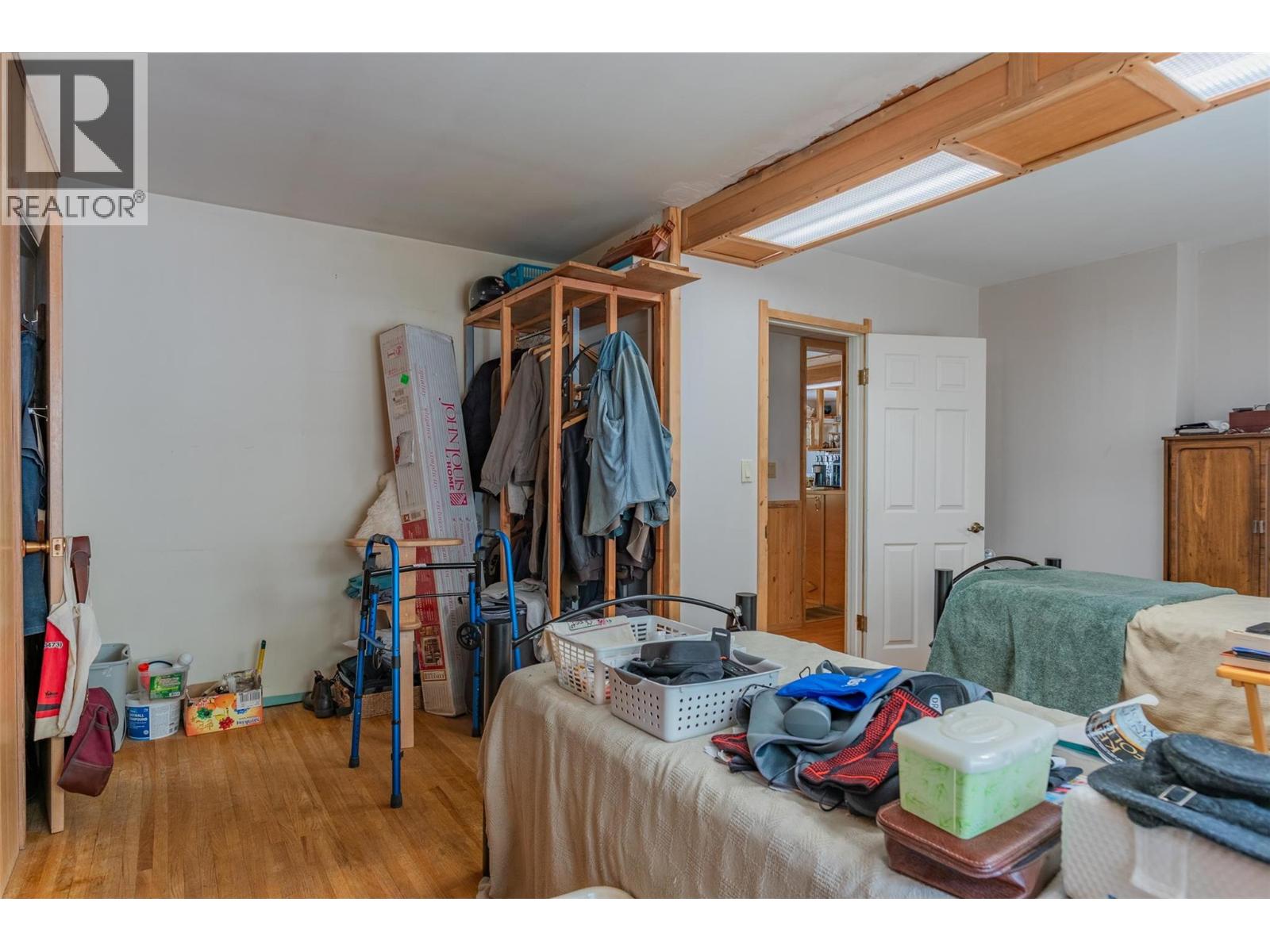 2828 9th Avenue, Castlegar