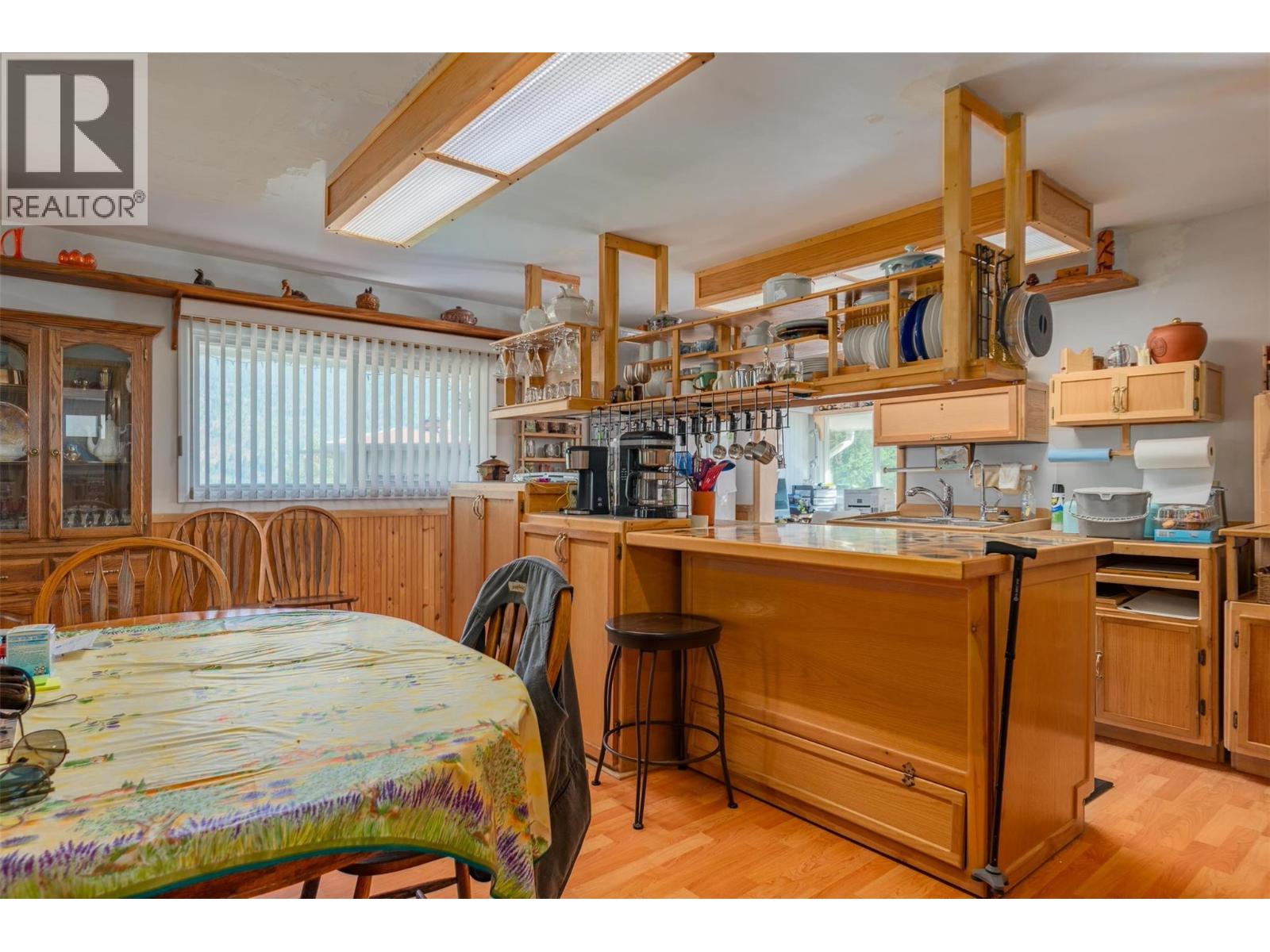2828 9th Avenue, Castlegar