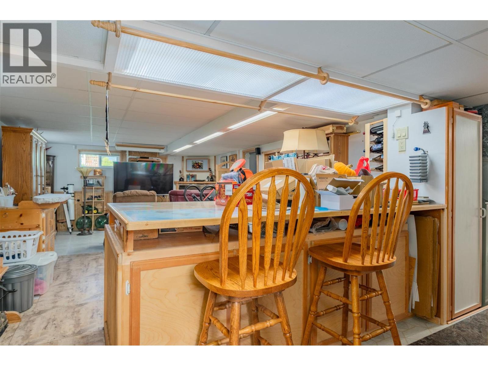 2828 9th Avenue, Castlegar