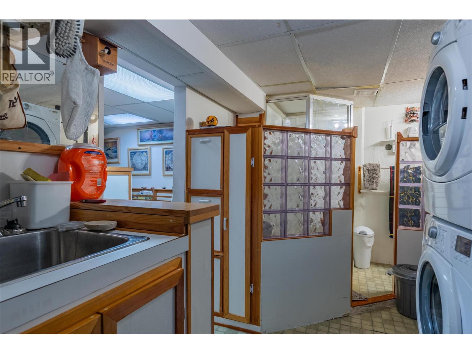 2828 9th Avenue, Castlegar