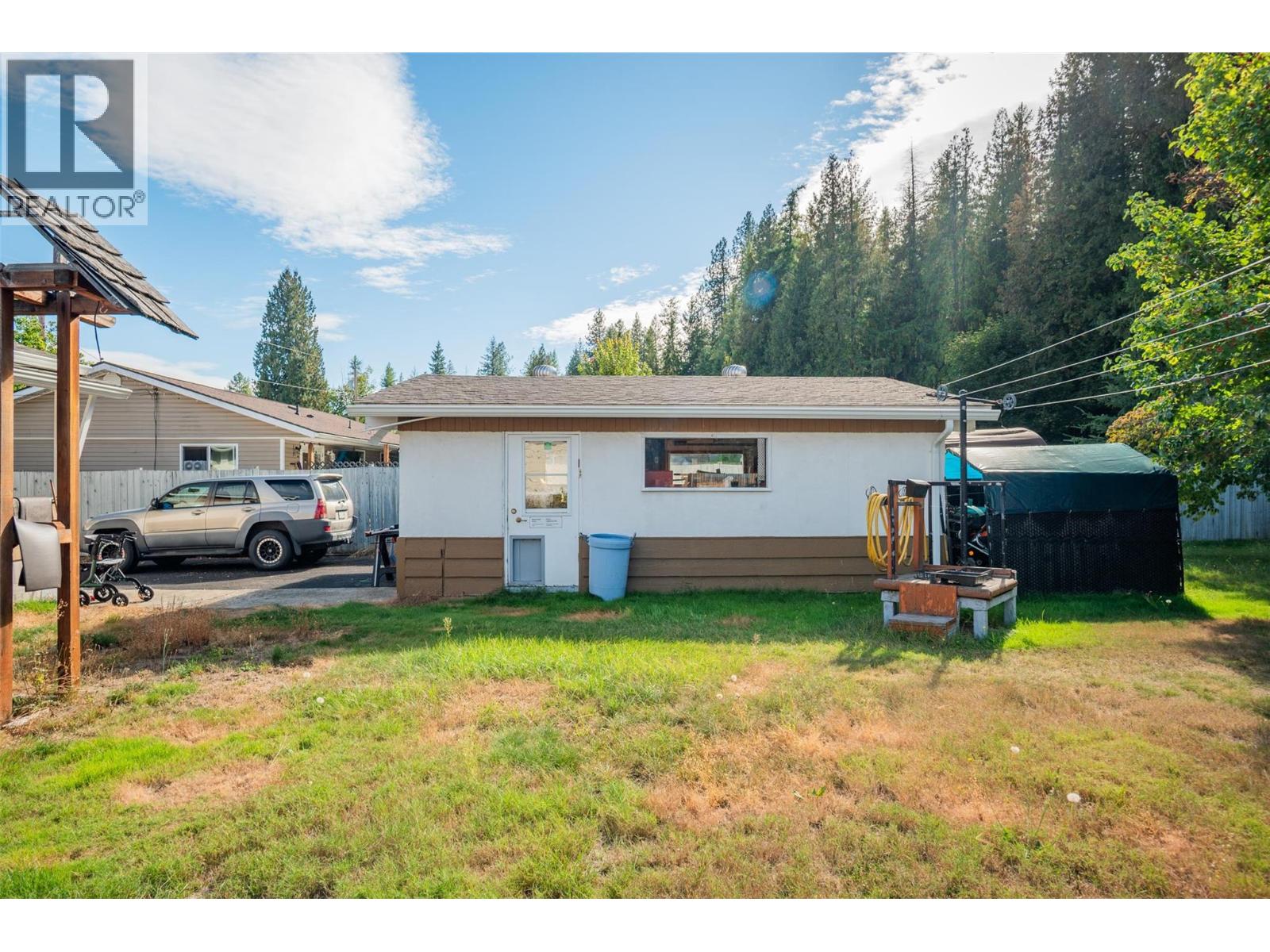 2828 9th Avenue, Castlegar
