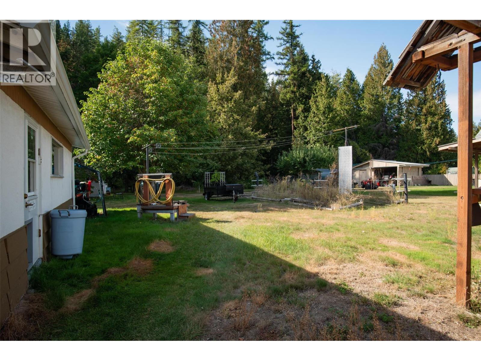 2828 9th Avenue, Castlegar