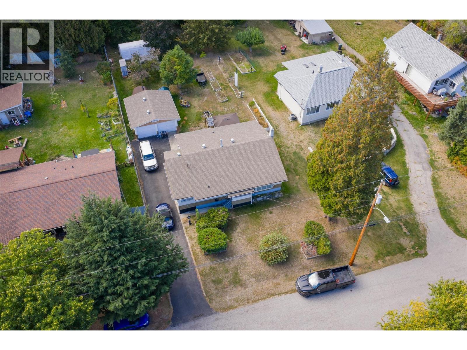 2828 9th Avenue, Castlegar