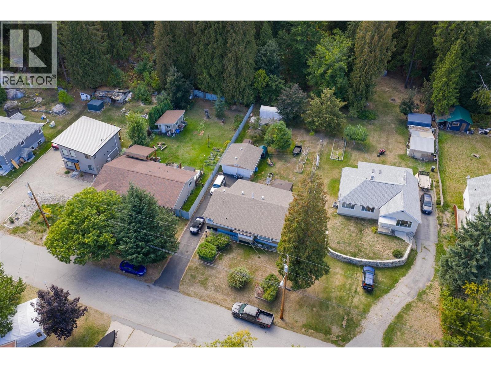2828 9th Avenue, Castlegar
