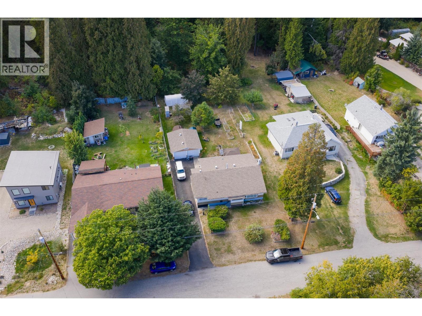 2828 9th Avenue, Castlegar