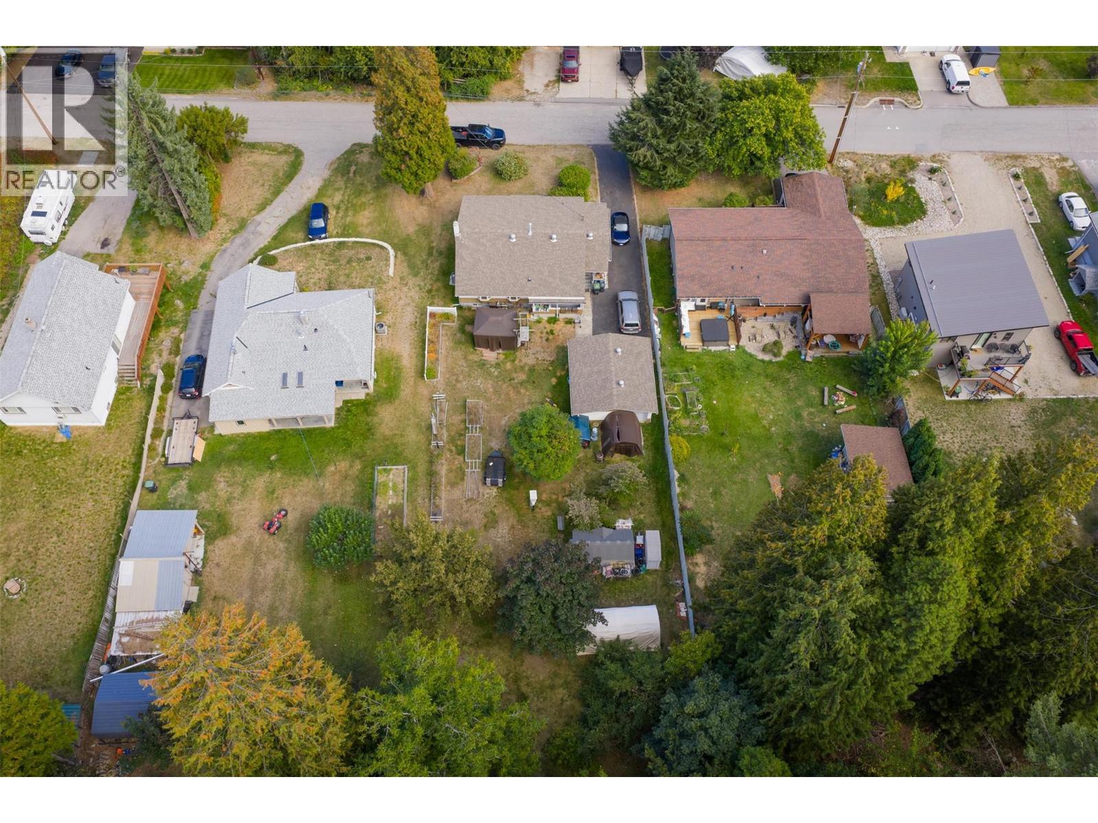 2828 9th Avenue, Castlegar