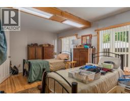 2828 9th Avenue, Castlegar, BC V1N2Z1 Photo 13