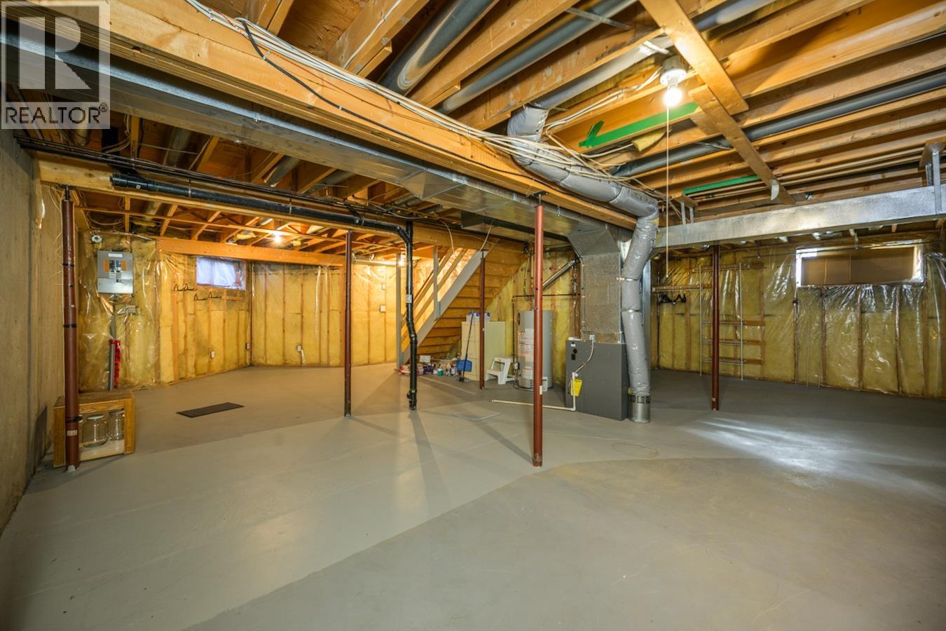 102 3233 MCGILL CRESCENT, Prince George