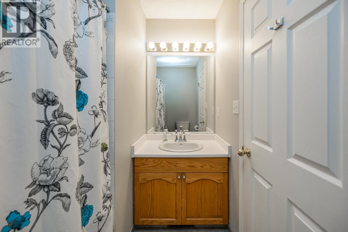 102 3233 MCGILL CRESCENT, Prince George
