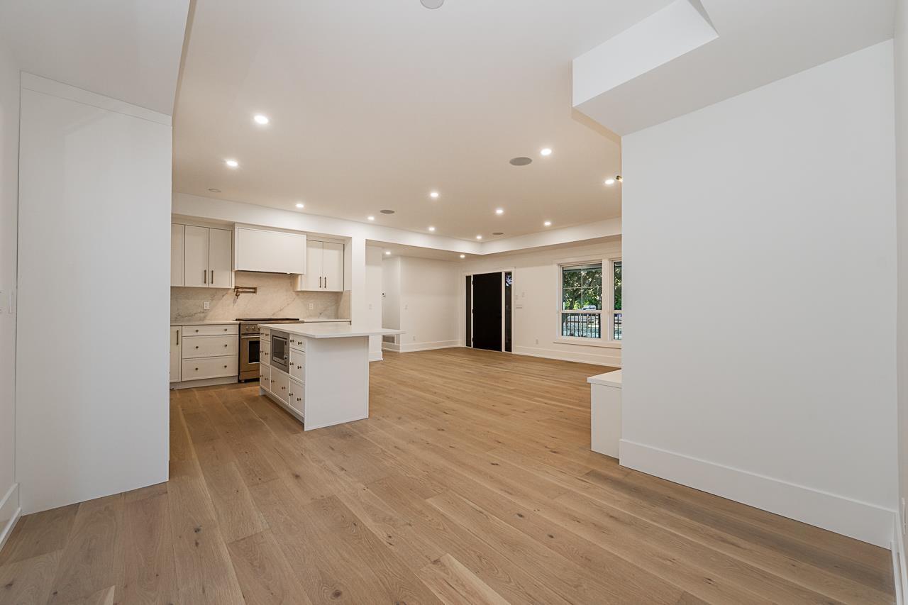 24430 56 AVENUE, Langley