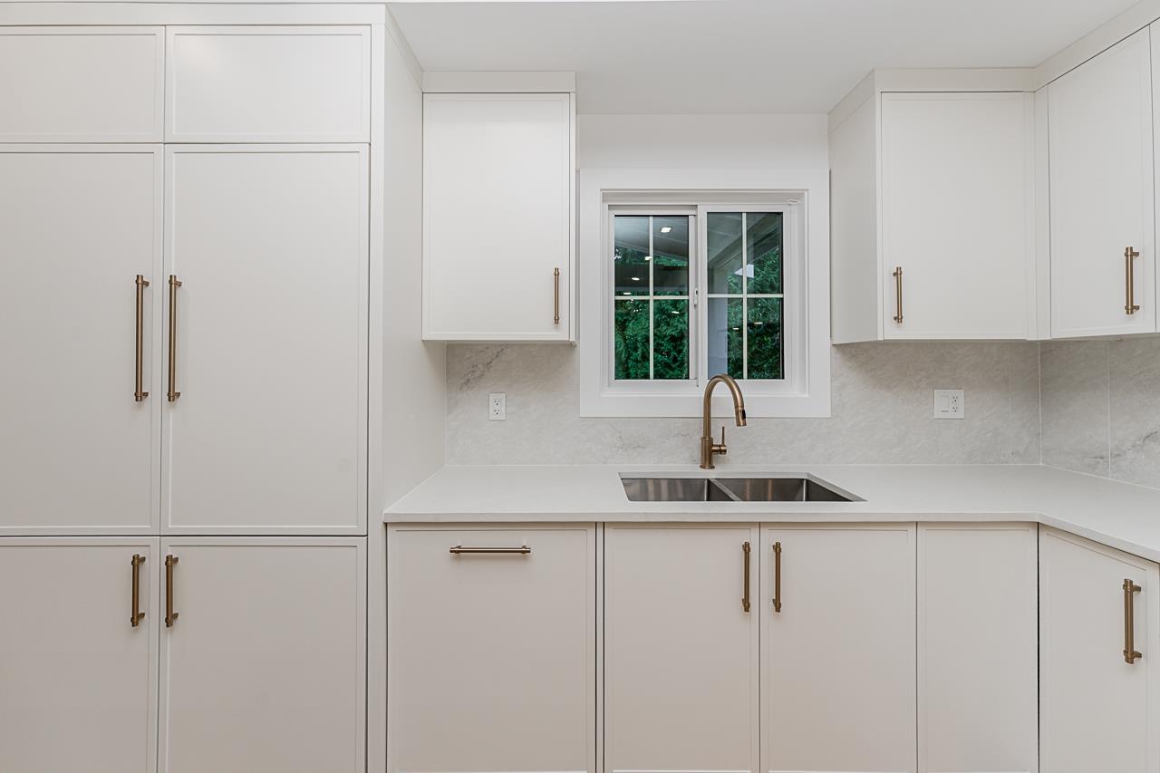 24430 56 AVENUE, Langley