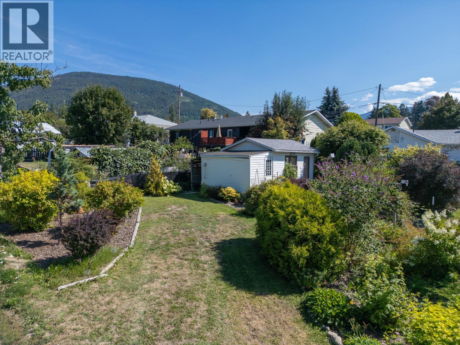 511 10TH Avenue, Creston
