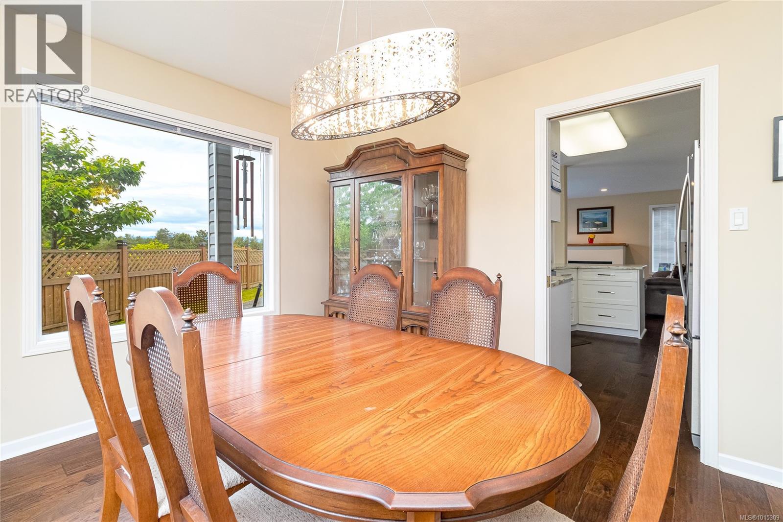 639 Eagle Tree Close, Parksville