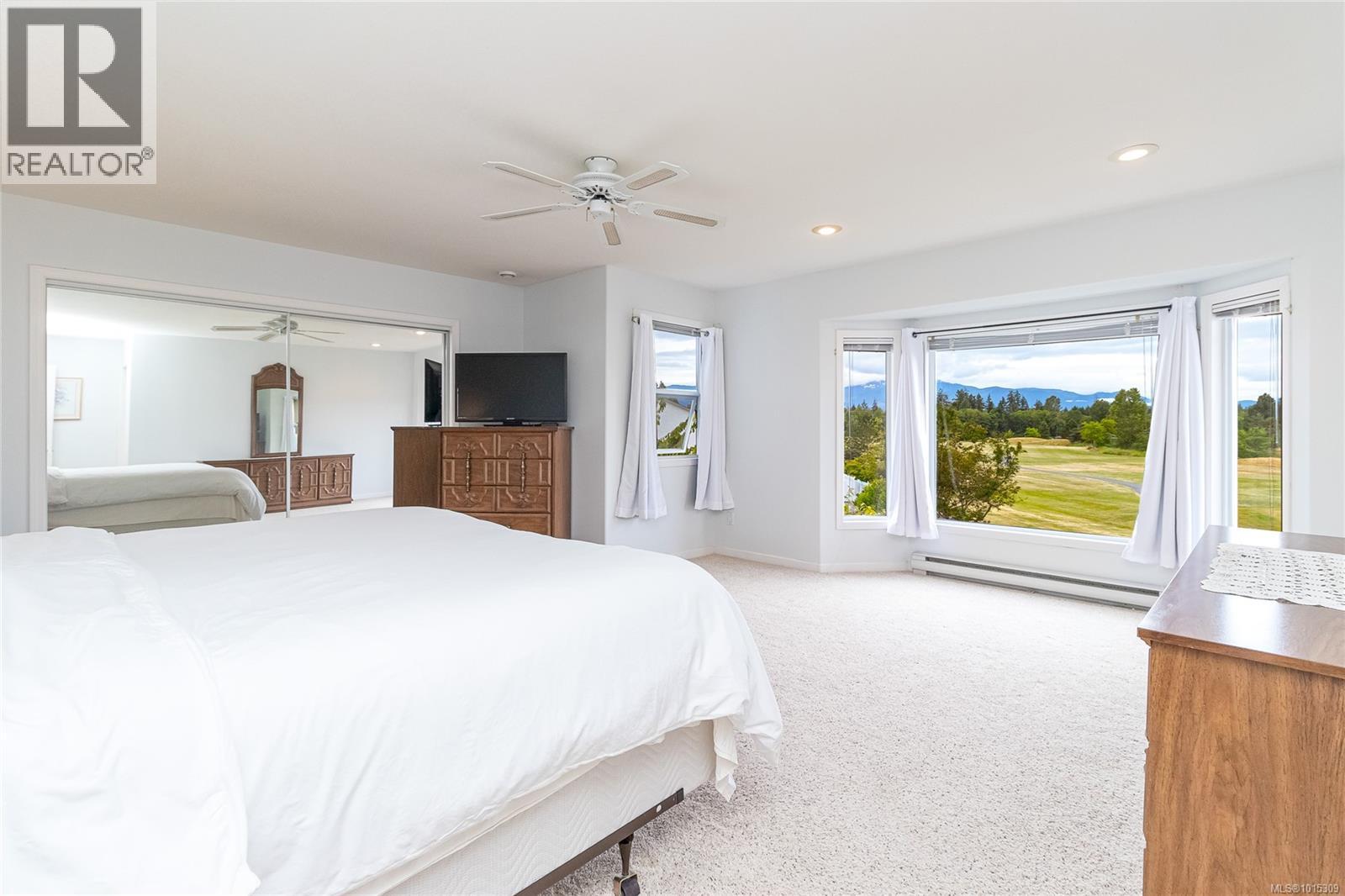 639 Eagle Tree Close, Parksville