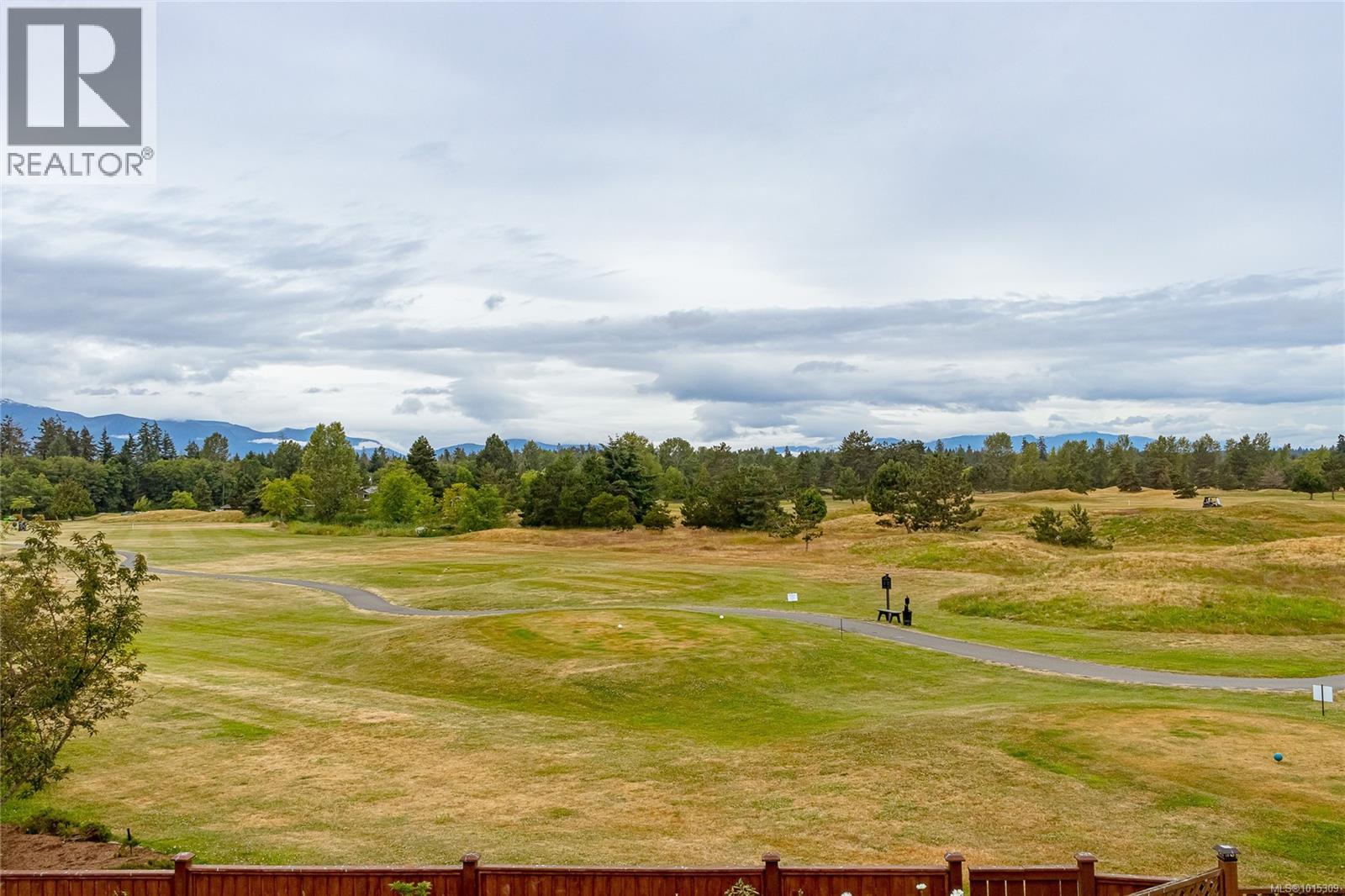 639 Eagle Tree Close, Parksville
