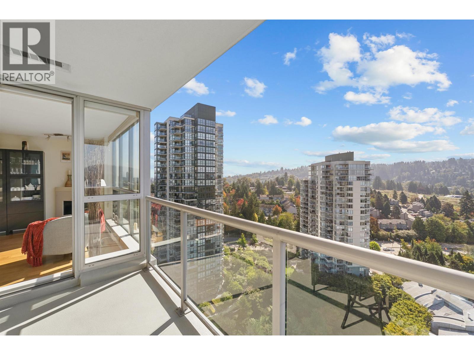 2103 290 NEWPORT DRIVE, Port Moody