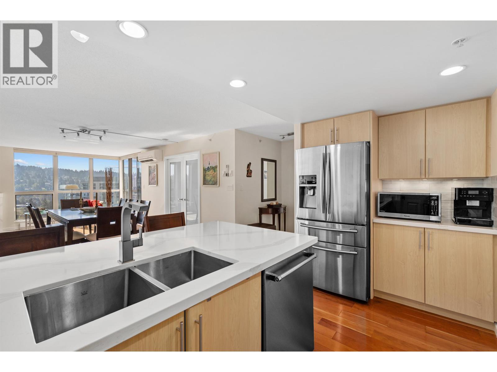 2103 290 NEWPORT DRIVE, Port Moody