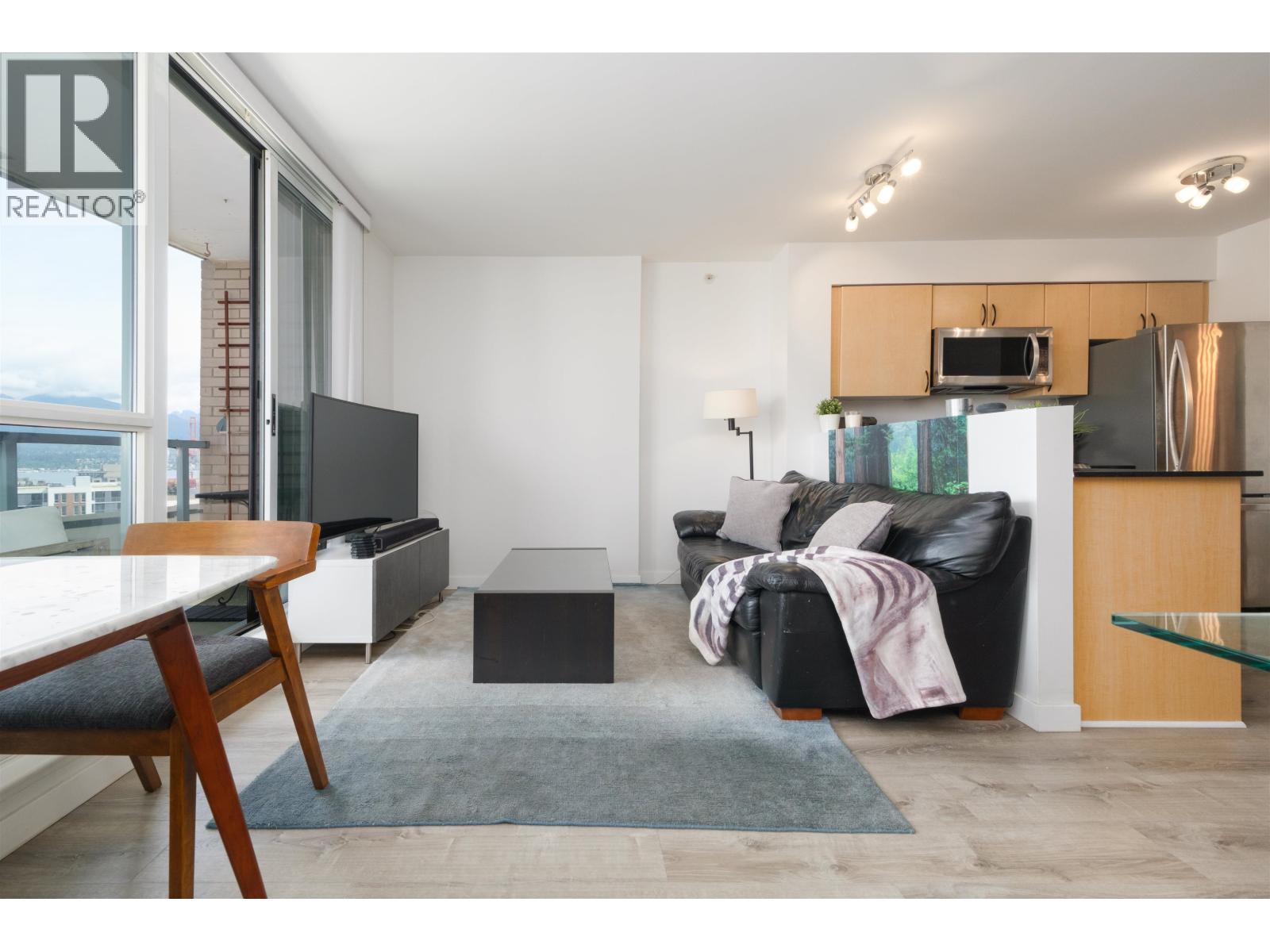 1703 63 KEEFER PLACE, Vancouver