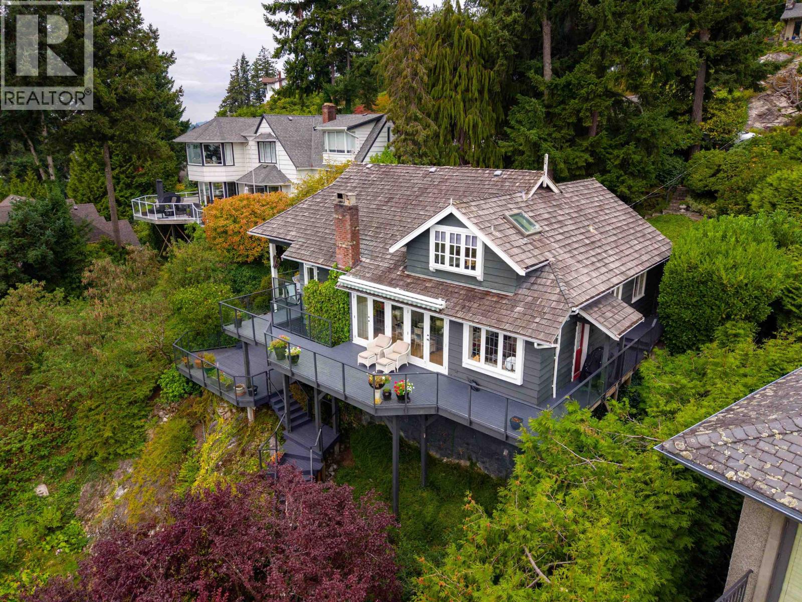 3654 CREERY AVENUE, West Vancouver