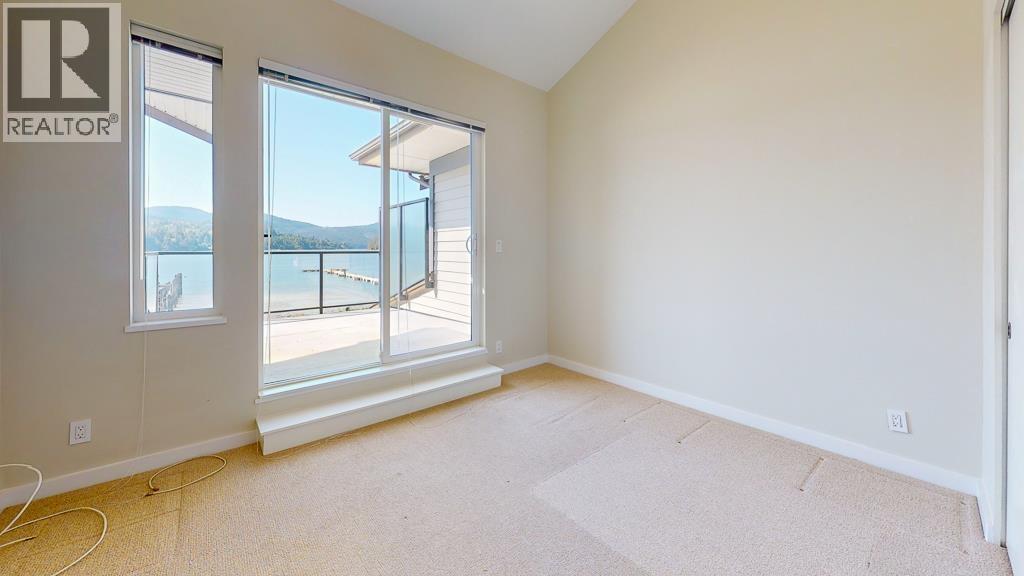 5993 BEACHGATE LANE, Sechelt
