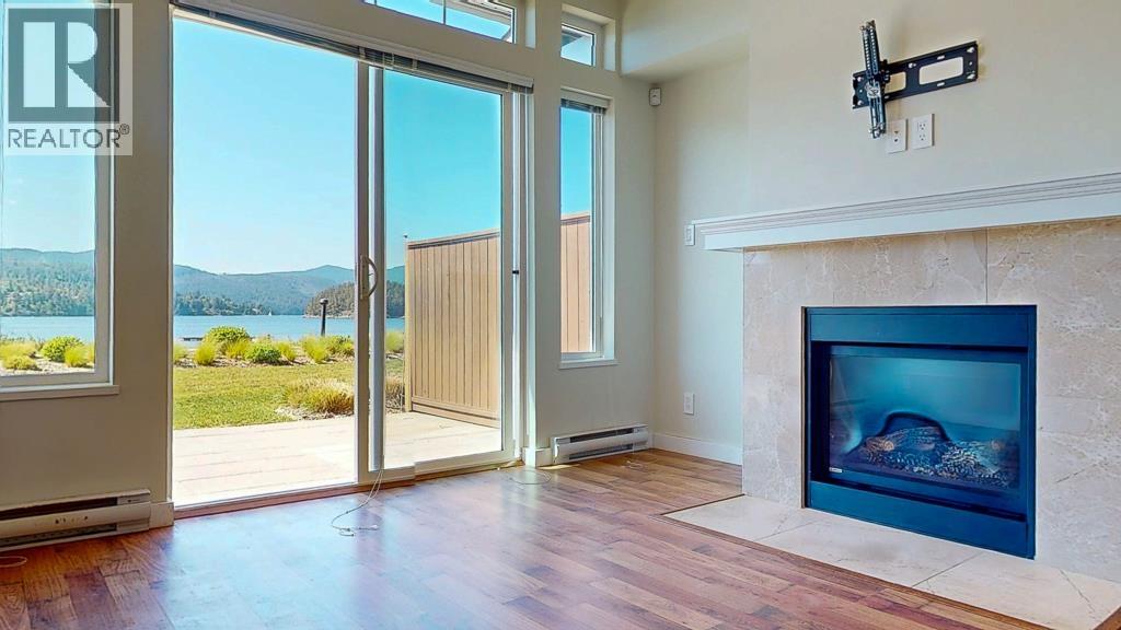 5993 BEACHGATE LANE, Sechelt