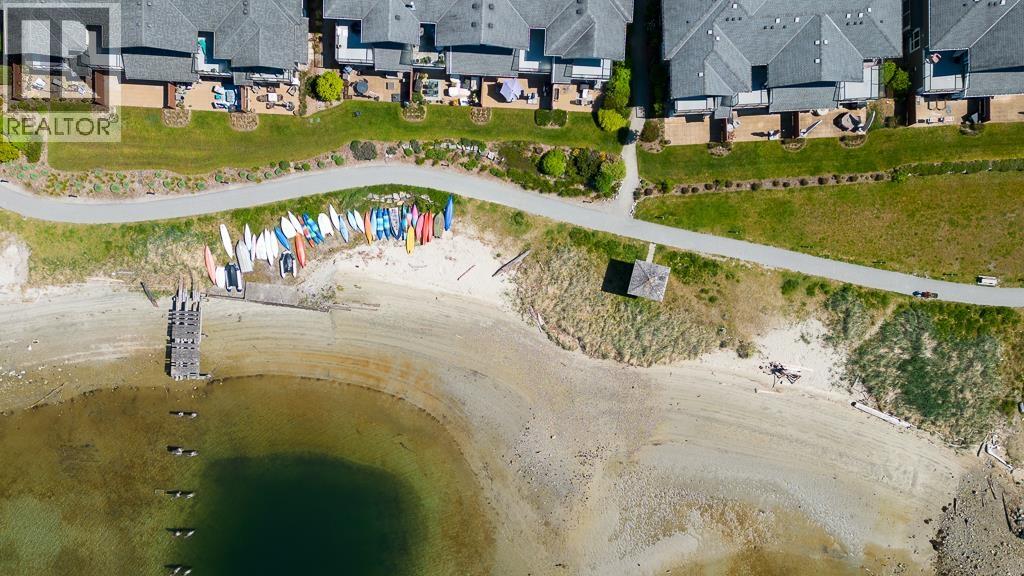 5993 BEACHGATE LANE, Sechelt